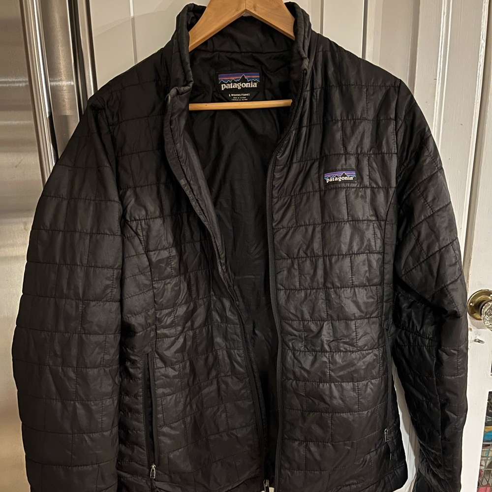 Patagonia puffer jacket